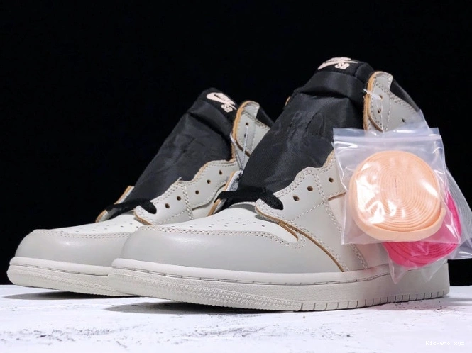 SB x Nike Bone Jordan OG High CD6578-006 1 Light Air 0821